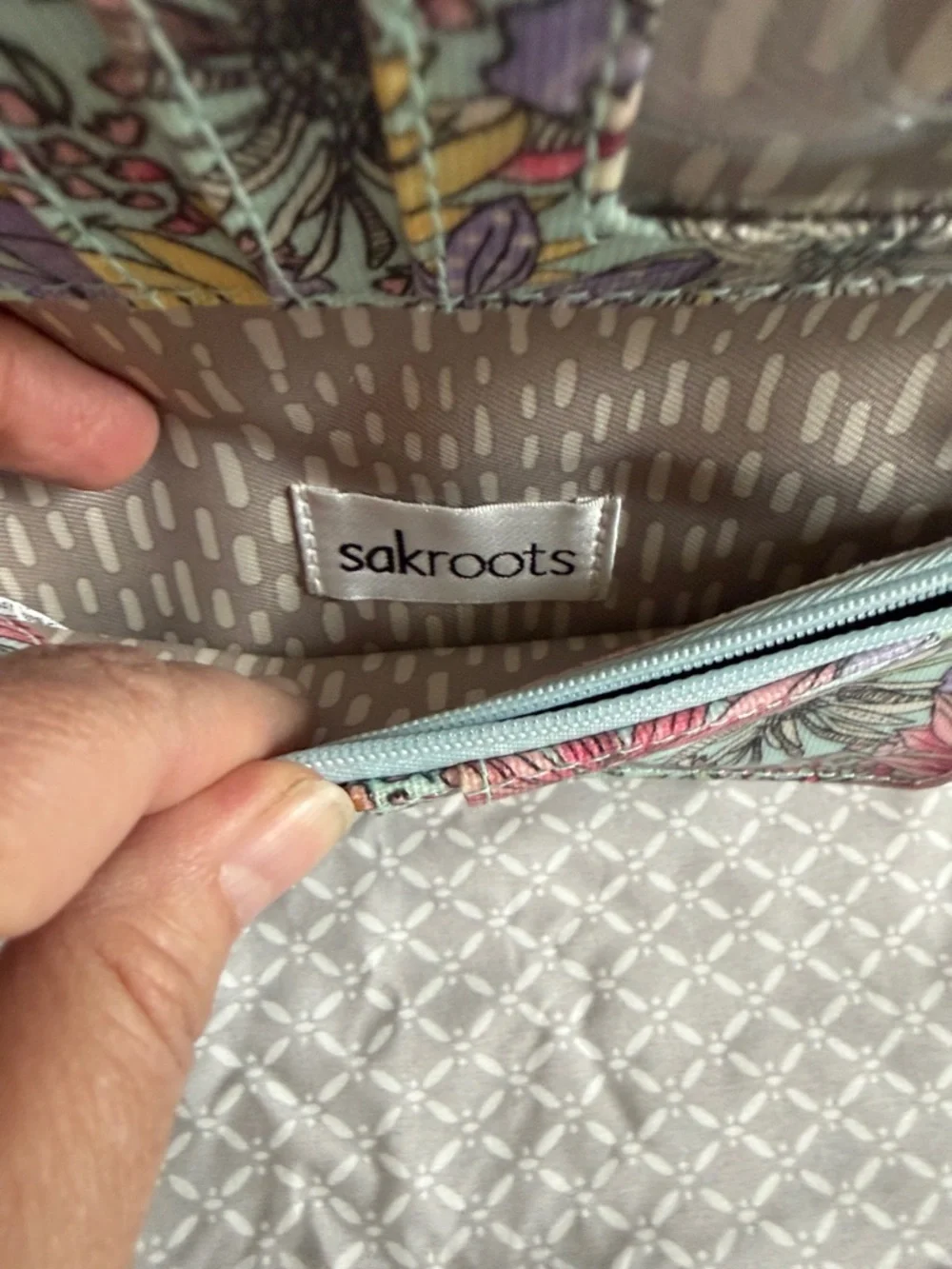 Sakroots Floral Clutch Boho Wallet - Picture 4 of 4